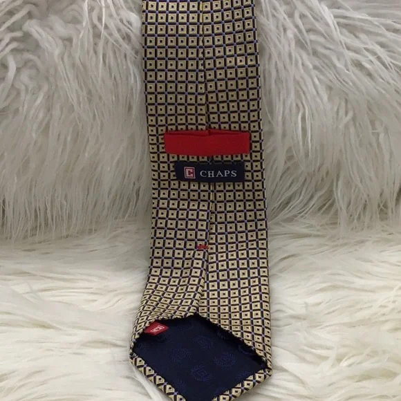 🌼3/$13🌼 BUNDLE DEAL! Chaps Yellow/Blue Square Print Tie - Picture 4 of 4